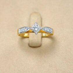 🚫ปิดการขาย(SoIdOut)🚫แหวนเพชรชู ทองคำ 18K เพชรเกสร 20 ตัง 1 เม็ด น้ำ 96-97 ความสะอาด vvs ข้างเพชรเกสร 2 ตัง 4 เม็ด 1.5 ตัง 2 เม็ด รวม 11 ตัง น้ำ 95-96 ความสะอาด vvs-vs ไซส์ 52 น้ำหนัก 2.99 กรัม