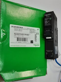 Schneider เบรกเกอร์กันดูดชไนเดอร์ 1P เบรกเกอร์ป้องกันไฟรั่ว กันดูด OQ110-132C06RCBO030 เลือกกำลังไฟ 16A 20A 32A สินค้าราคารวมภาษี ลูกเซอรกิจกันดูดชไนเดอร์