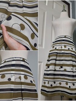 กระโปรงวินเทจลายจุดสีเขียวขี้ม้า