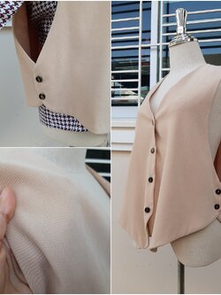 เสื้อกั๊กผ้าสักหลาดนุ่มสีครีม