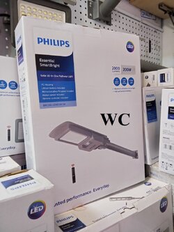Philips โคมถนนฟิลลิป์ โซล่าเซลล์ 200 วัตต์ SmartBright Solar streetlight BRC010 200W