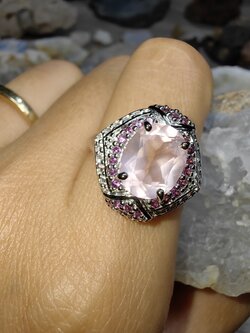 ROSE QUARTZ RHODOLITE RING