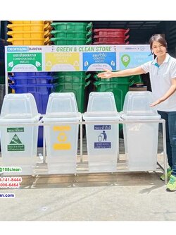แท่นวางถังขยะแยกประเภท 60 ลิตร ขนาด 1 ช่อง มีแผงป้ายด้านหลัง