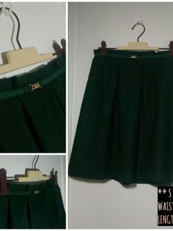 กระโปรงสีสัน