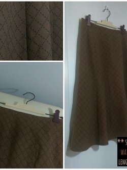 กระโปรงทำงาน