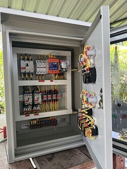 ตู้ควบคุมปั๊มน้ำ 1-3 Hp 3 เฟส 380v 2 ตัวสลับกันทำงาน ใช้ลูกลอยไฟฟ้า220v ตู้กันน้ำ2ชั้น