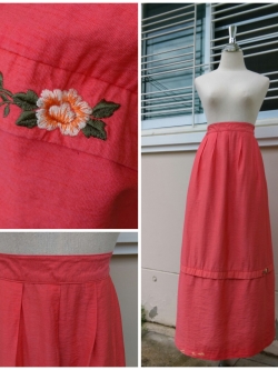 กระโปรงยาว สีพื้นสวยๆ