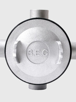 บ๊อกซ์กลมกันน้ำ 4 ทาง