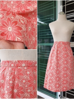 กระโปรงลูกไม้เอว 24 นิ้ว