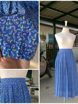 กระโปรงพลีทสีฟ้า