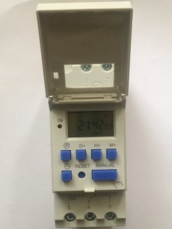 เครื่องตั้งเวลา THC 15A / 12V