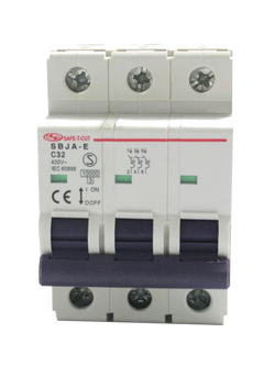 Safe T Cut เซอร์กิตเบรกเกอร์ 3P แบบรางปีกนก ยี่ห้อ เซฟทีคัท สำหรับใช้งานไฟ 3เฟส มีขนาดให้เลือกด้านใน