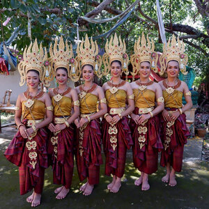 บวงสรวงพญานาค โทร 082-5491969 ออกแบบวางแผน พิธีรำบวงสรวงพญานาค จัดเครื่องบวงสรวง