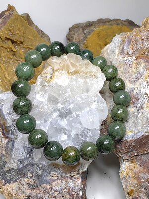 Burmese Jadeite Bracelets Round 10mm. กำไลข้อมือหยกพม่า กลม 10 mm. Free Size