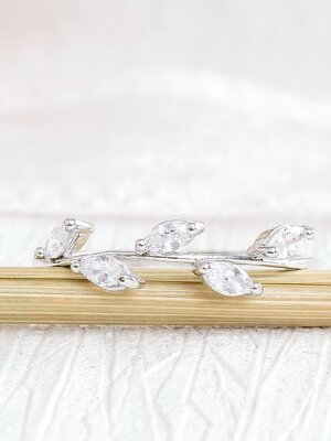 DIAMOND 18K WHITE GOLD RING แหวน เพชร ทอง 18K Pre-order