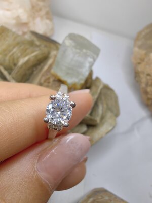 แหวนเพชร CZ เงินแท้ 92.5% Cubic Zirconia 925 Sterling Silver Ring Size 49.5