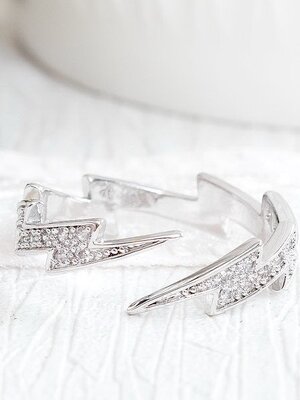 DIAMOND 18K WHITE GOLD RING แหวน เพชร ทอง 18K Pre-order