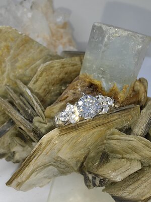 แหวนเพชร CZ เงินแท้ 92.5% Cubic Zirconia 925 Sterling Silver Ring Size 55