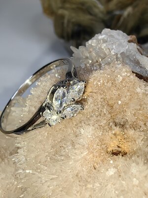 แหวนเพชร CZ เงินแท้ 92.5% Cubic Zirconia 925 Sterling Silver Ring Size 57