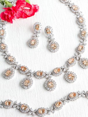 ORANGE SAPPHIRE DIAMOND 18K WHITE GOLD NECKLACE EARRING BRACELETS สร้อยคอ ต่างหู สร้อยข้ออมือ แซฟไฟร์สีส้ม ล้อมเพชร ทอง 18K Pre-order