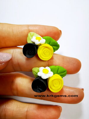 YELLOW BLACK 2ROSE HANDMADE CLAY EARRING