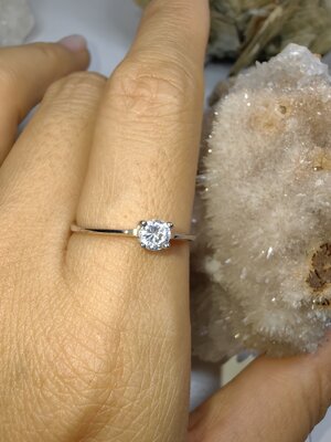 แหวนเพชร CZ เงินแท้ 92.5% Cubic Zirconia 925 Sterling Silver Ring Size 57