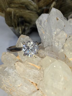 แหวนเพชร CZ เงินแท้ 92.5% Cubic Zirconia 925 Sterling Silver Ring Size 49