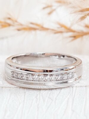 DIAMOND 18K WHITE GOLD RING แหวน เพชร ทอง 18K Pre-order